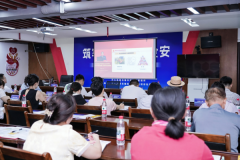 <b>训人员配合旁不雅了地方党校食物平安培训班精</b>